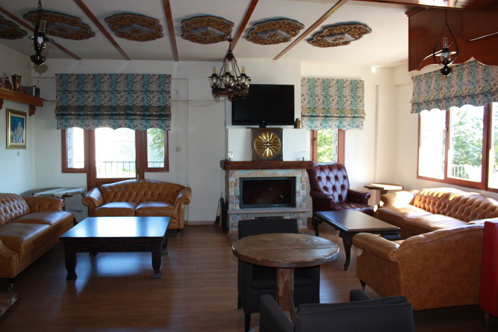 Tasia Mountain Hotel 3*